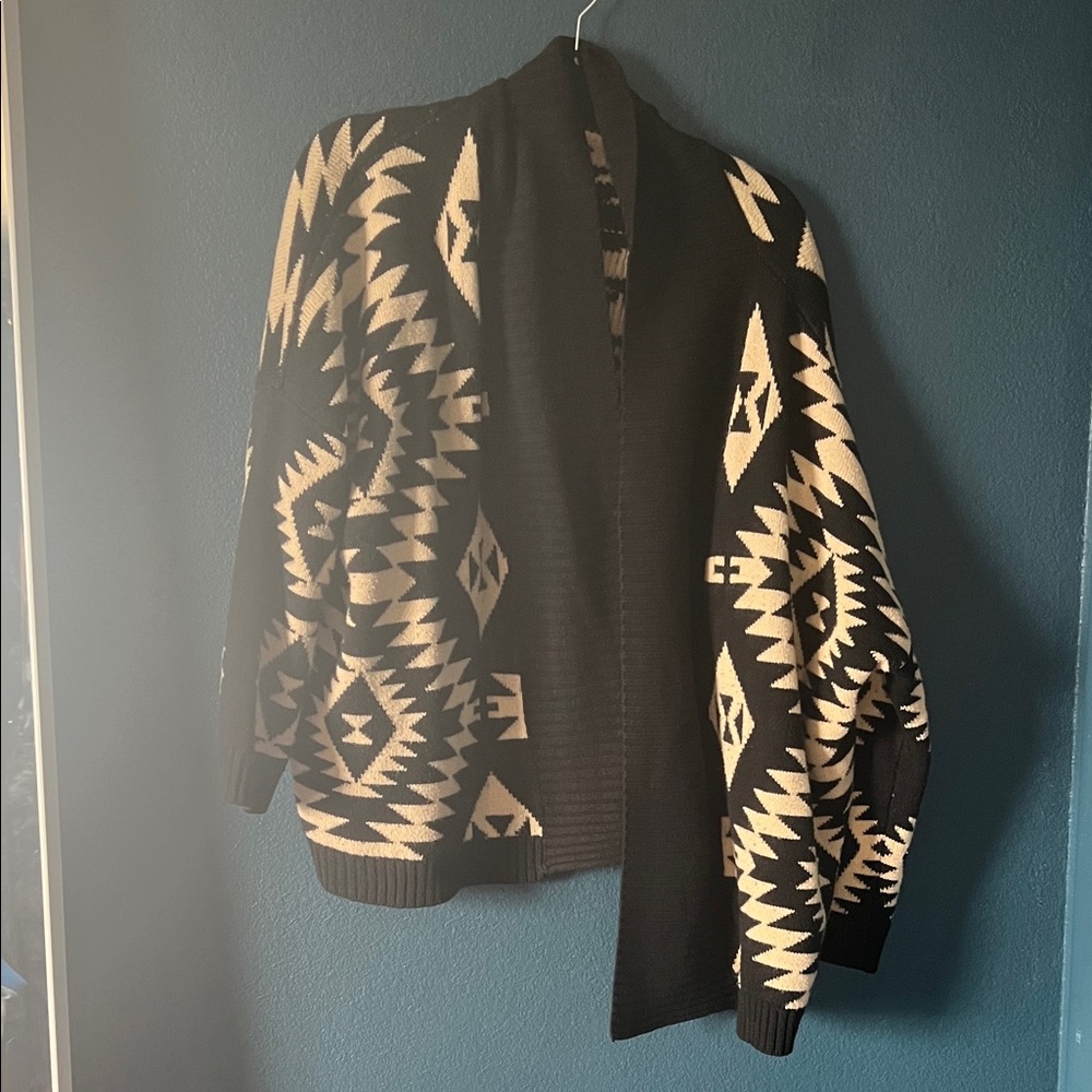 Windsor Black and Cream Knit Cardigan
